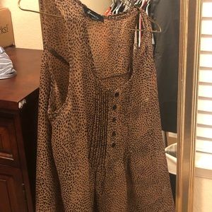 Woman’s cheetah tank top